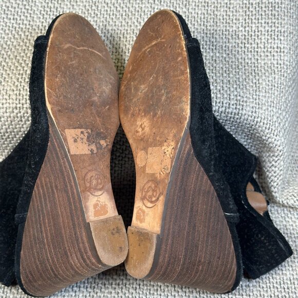 Lucky Brand Black Suede Cutout Wedge Booties • Peep Toe Heels • Women’s Size 8 - Picture 5 of 6